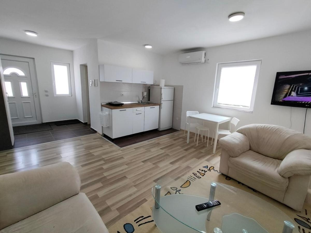 A1 - Airport Belgrade Apartment ภายนอก รูปภาพ