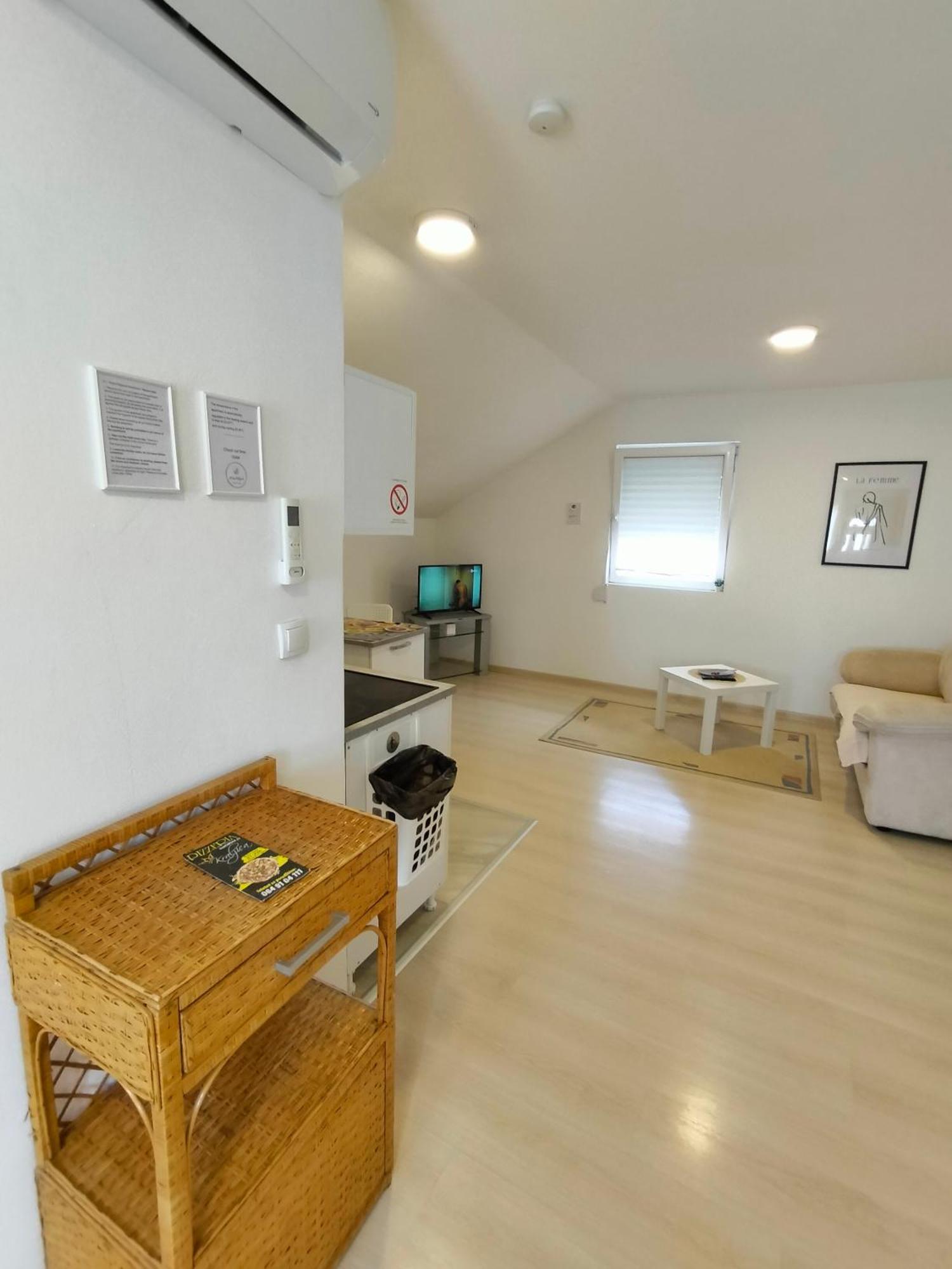 A1 - Airport Belgrade Apartment ภายนอก รูปภาพ